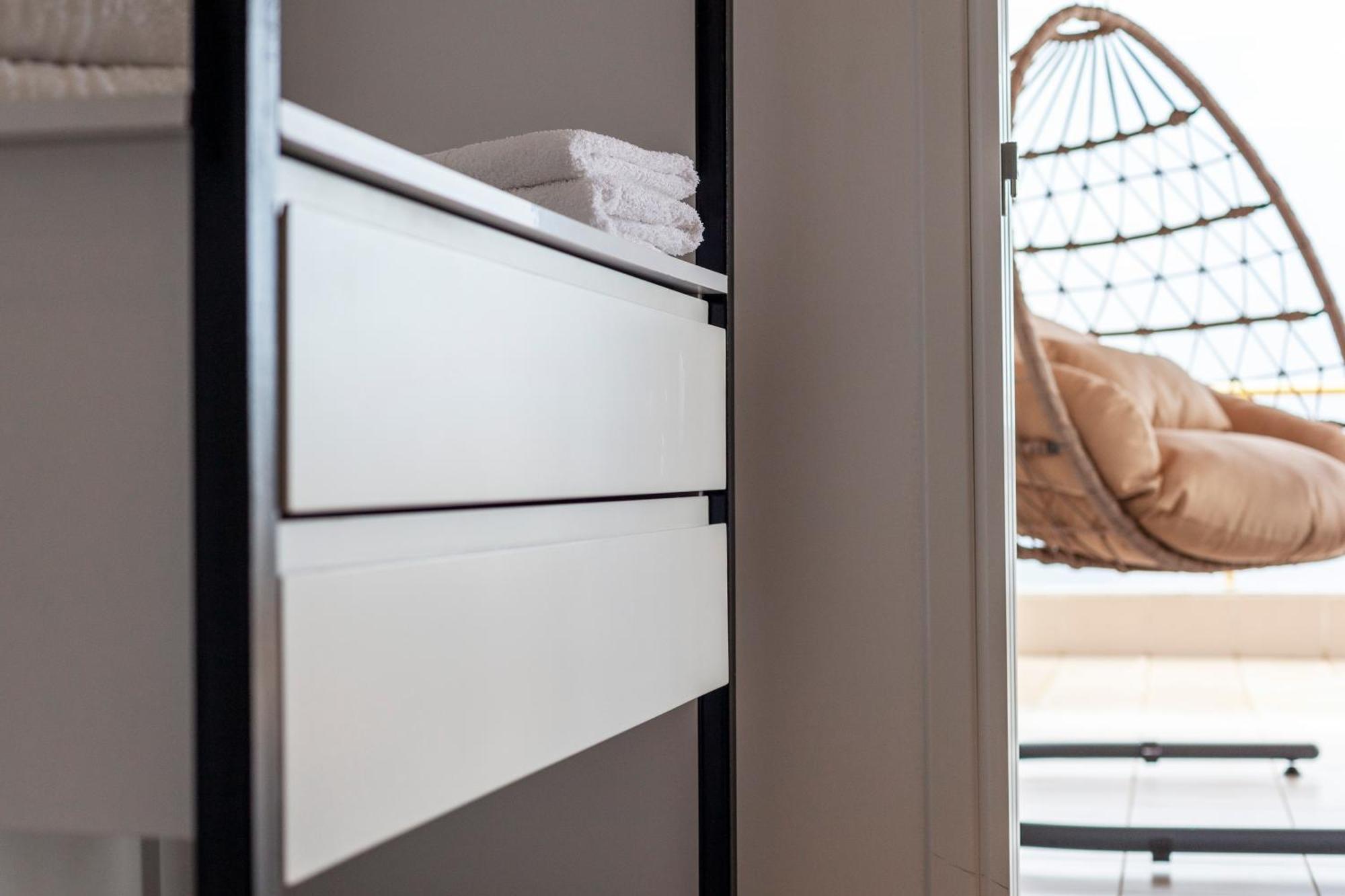 Ionio Rooms Himare Bagian luar foto