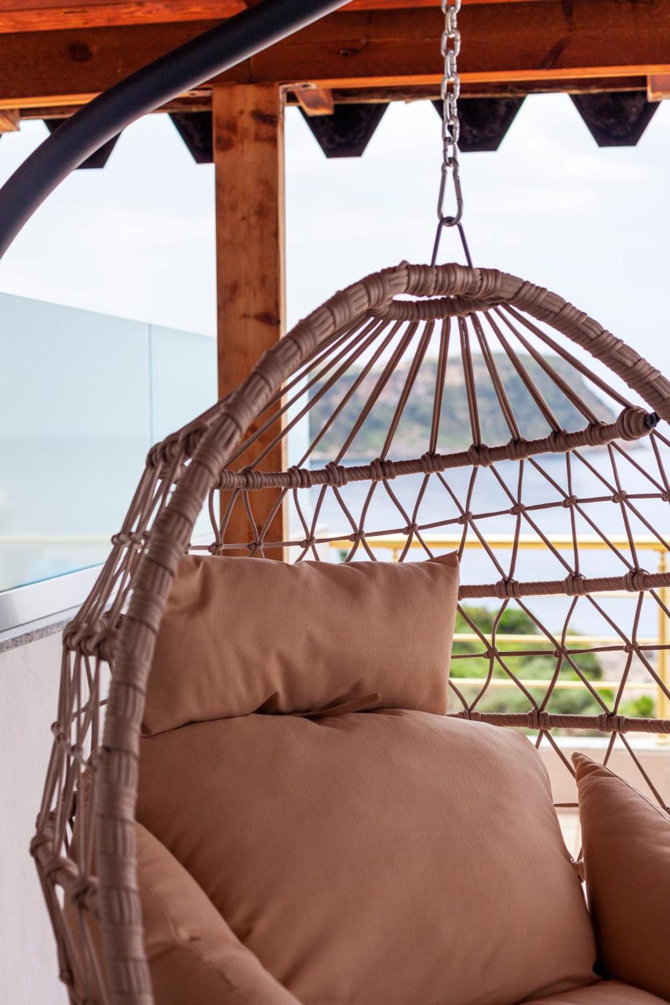 Ionio Rooms Himare Bagian luar foto